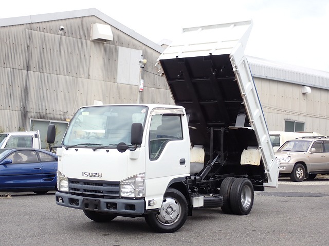 ISUZU Elf Truck