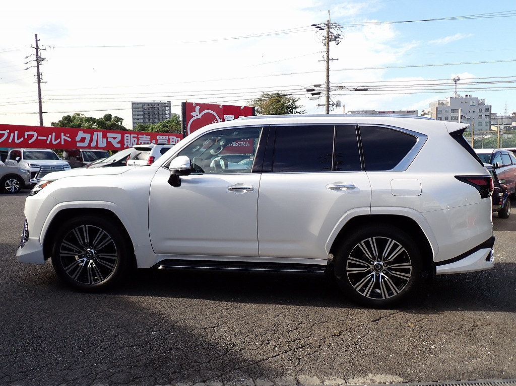 LEXUS LX