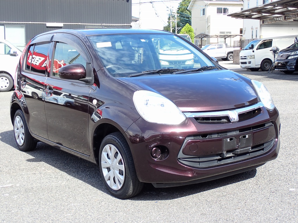 TOYOTA Passo