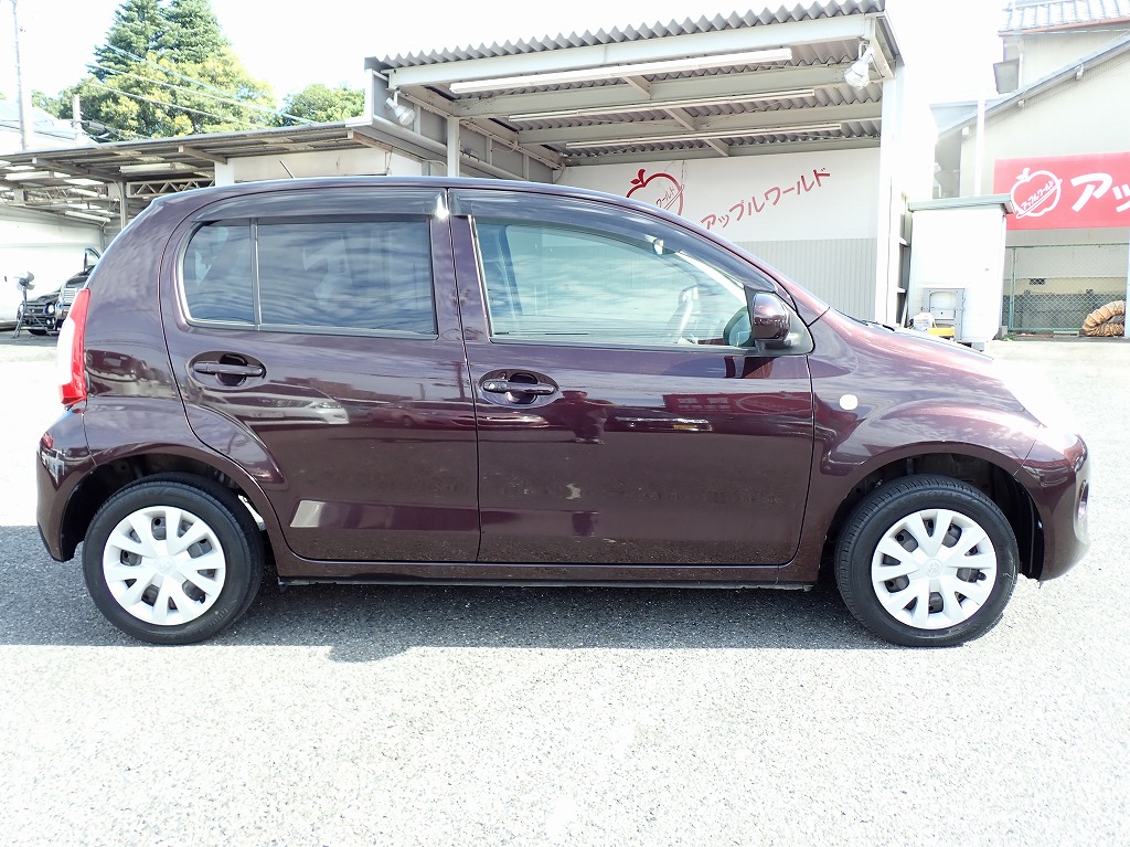 TOYOTA Passo