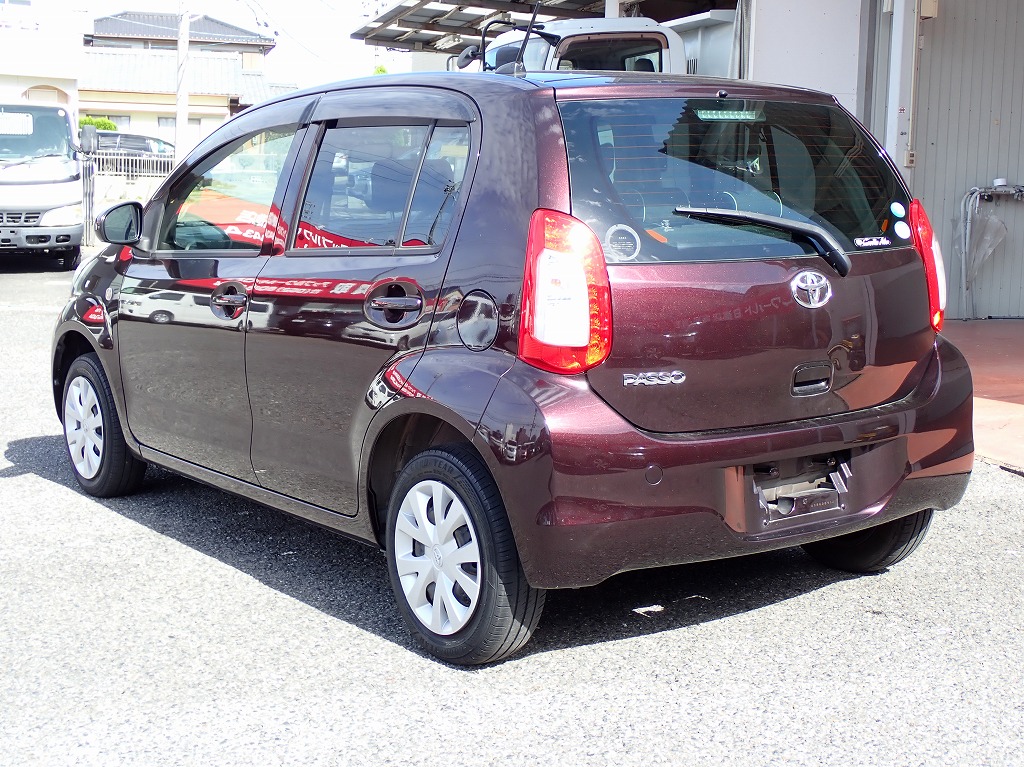 TOYOTA Passo