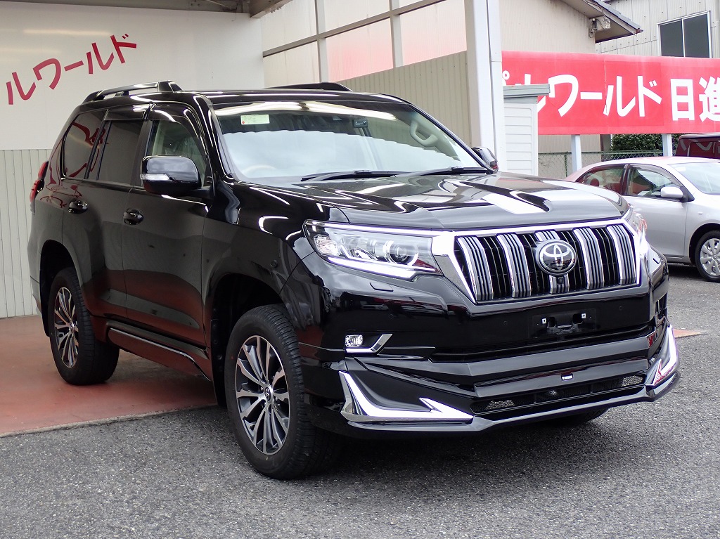 TOYOTA Land Cruiser Prado