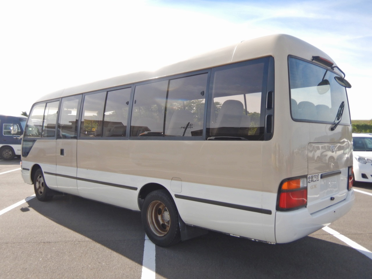 TOYOTA Coaster