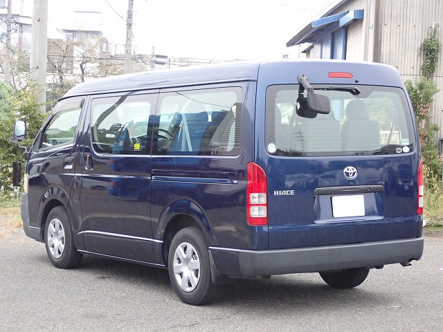 TOYOTA Hiace Wagon