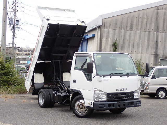 ISUZU Elf Truck