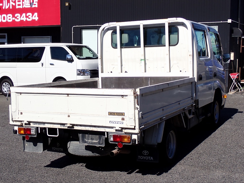 TOYOTA Dyna Truck