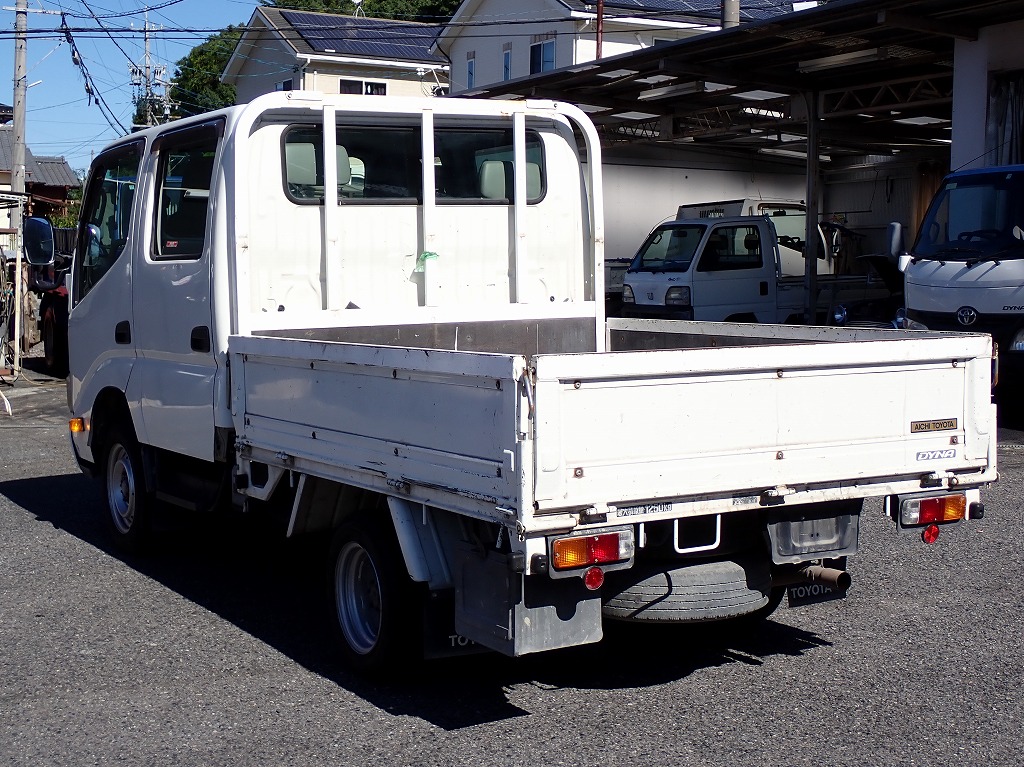 TOYOTA Dyna Truck