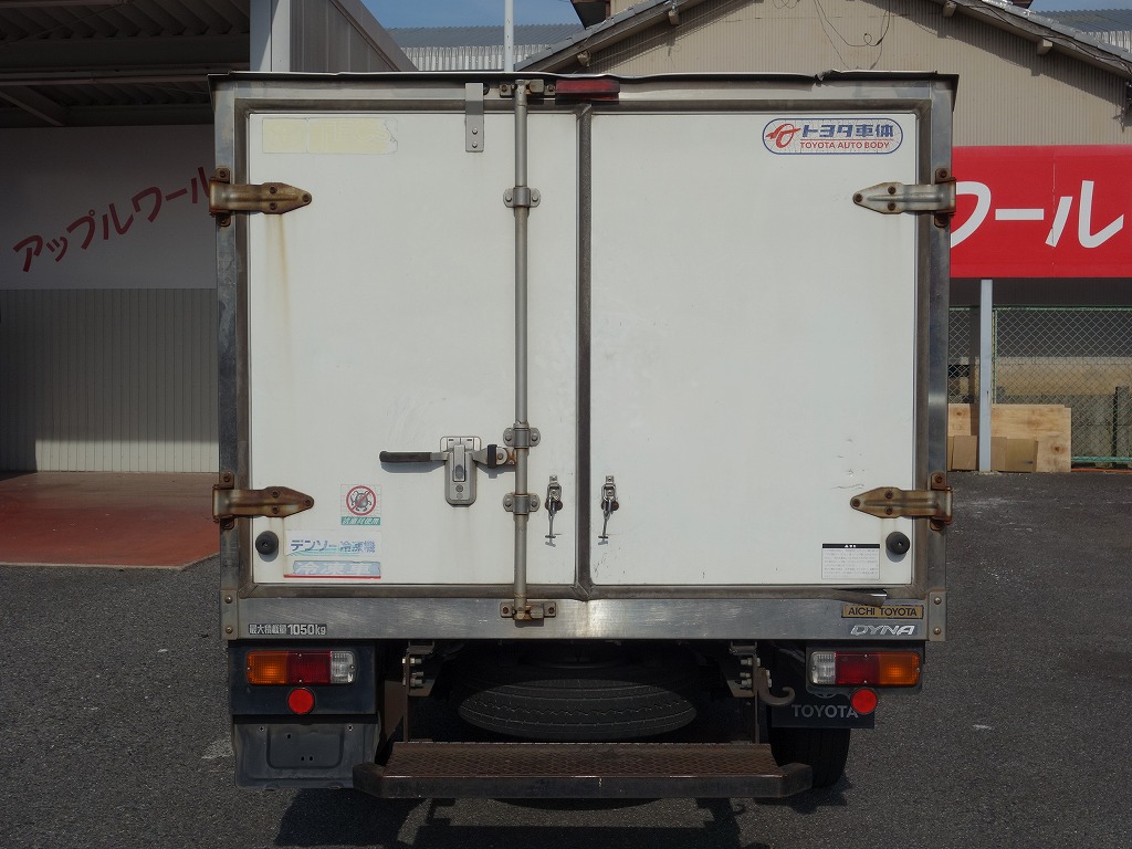 TOYOTA Dyna Truck