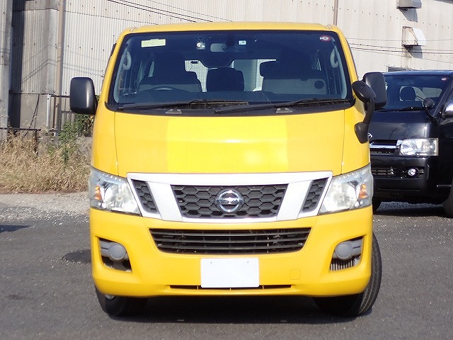 NISSAN NV 350 CARAVAN