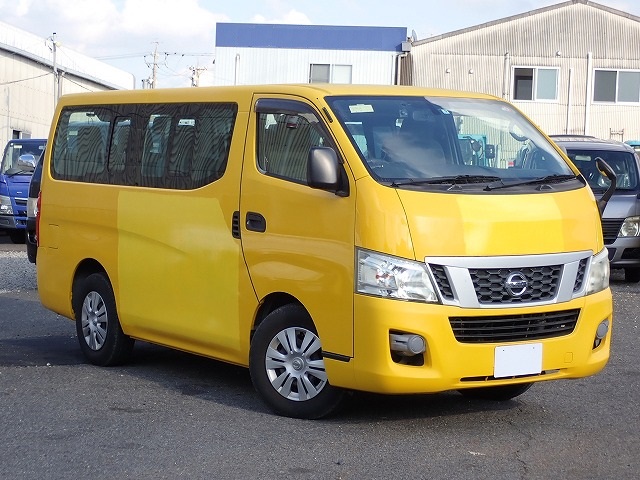 NISSAN NV 350 CARAVAN