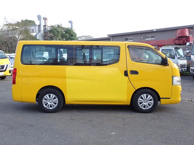 NISSAN NV 350 CARAVAN