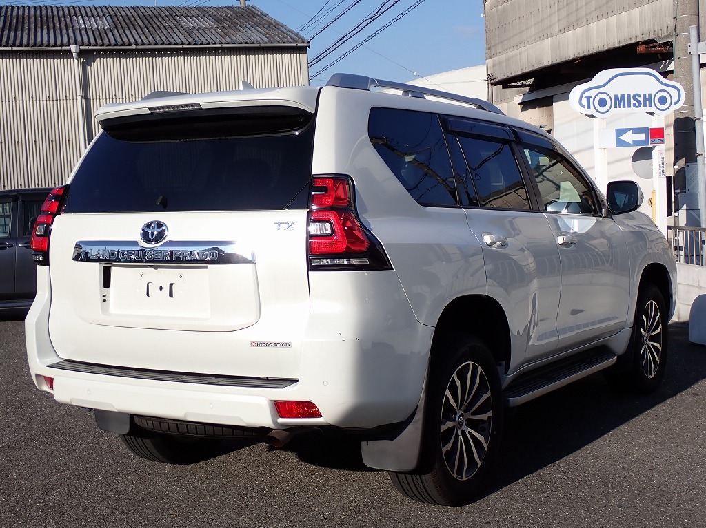 TOYOTA Land Cruiser Prado