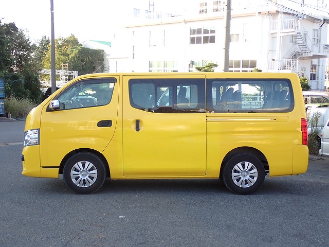 NISSAN NV 350 CARAVAN