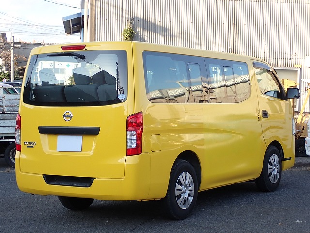 NISSAN NV 350 CARAVAN