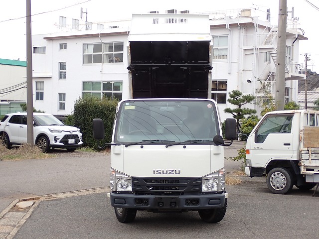 ISUZU Elf Truck