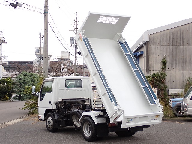 ISUZU Elf Truck