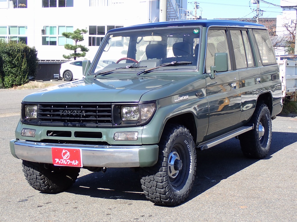 TOYOTA Land Cruiser Prado