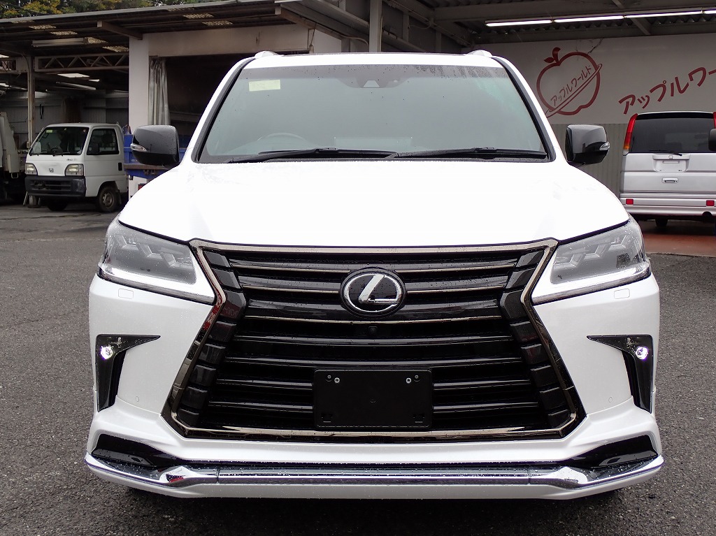 LEXUS LX 570