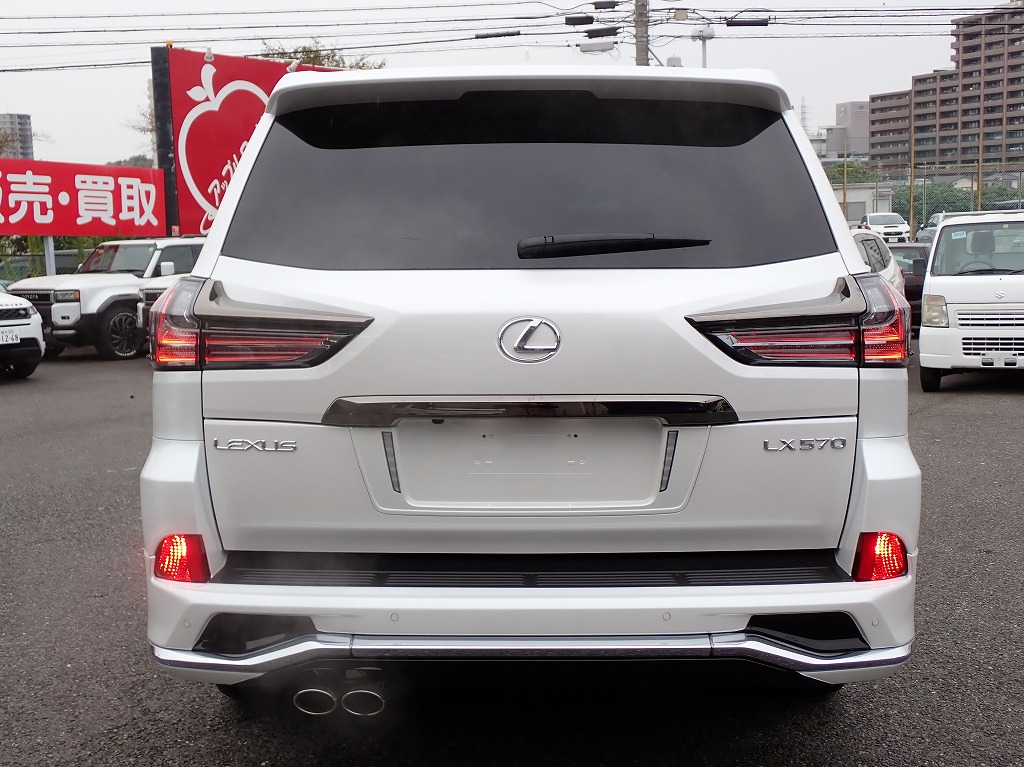 LEXUS LX 570