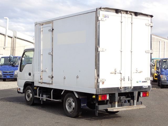 ISUZU Elf Truck