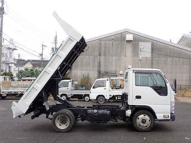 ISUZU Elf Truck