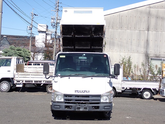 ISUZU Elf Truck