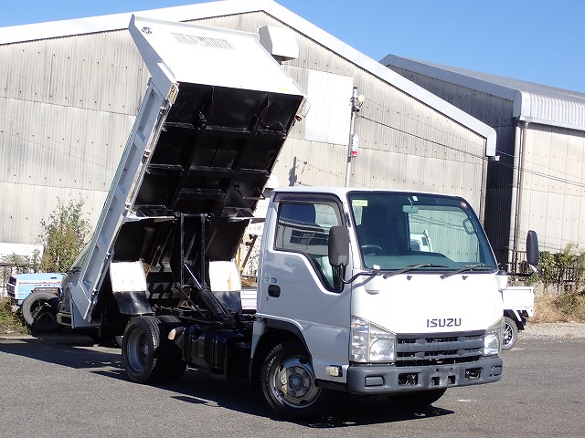 ISUZU Elf Truck