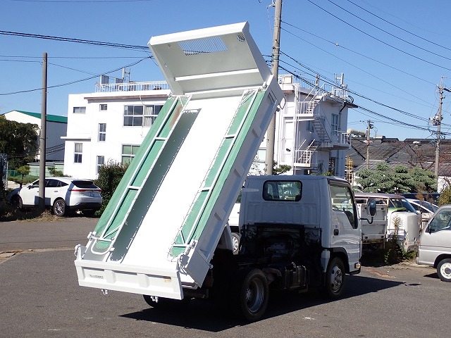 ISUZU Elf Truck