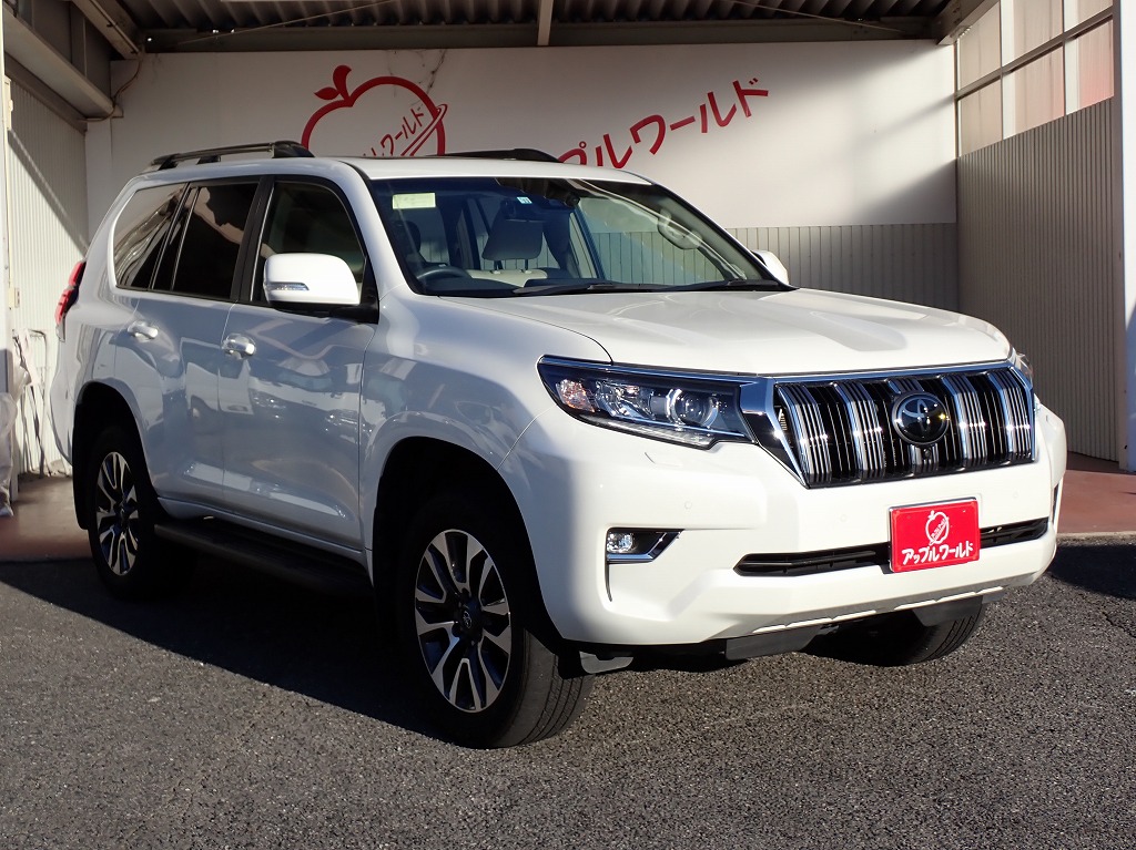 TOYOTA Land Cruiser Prado