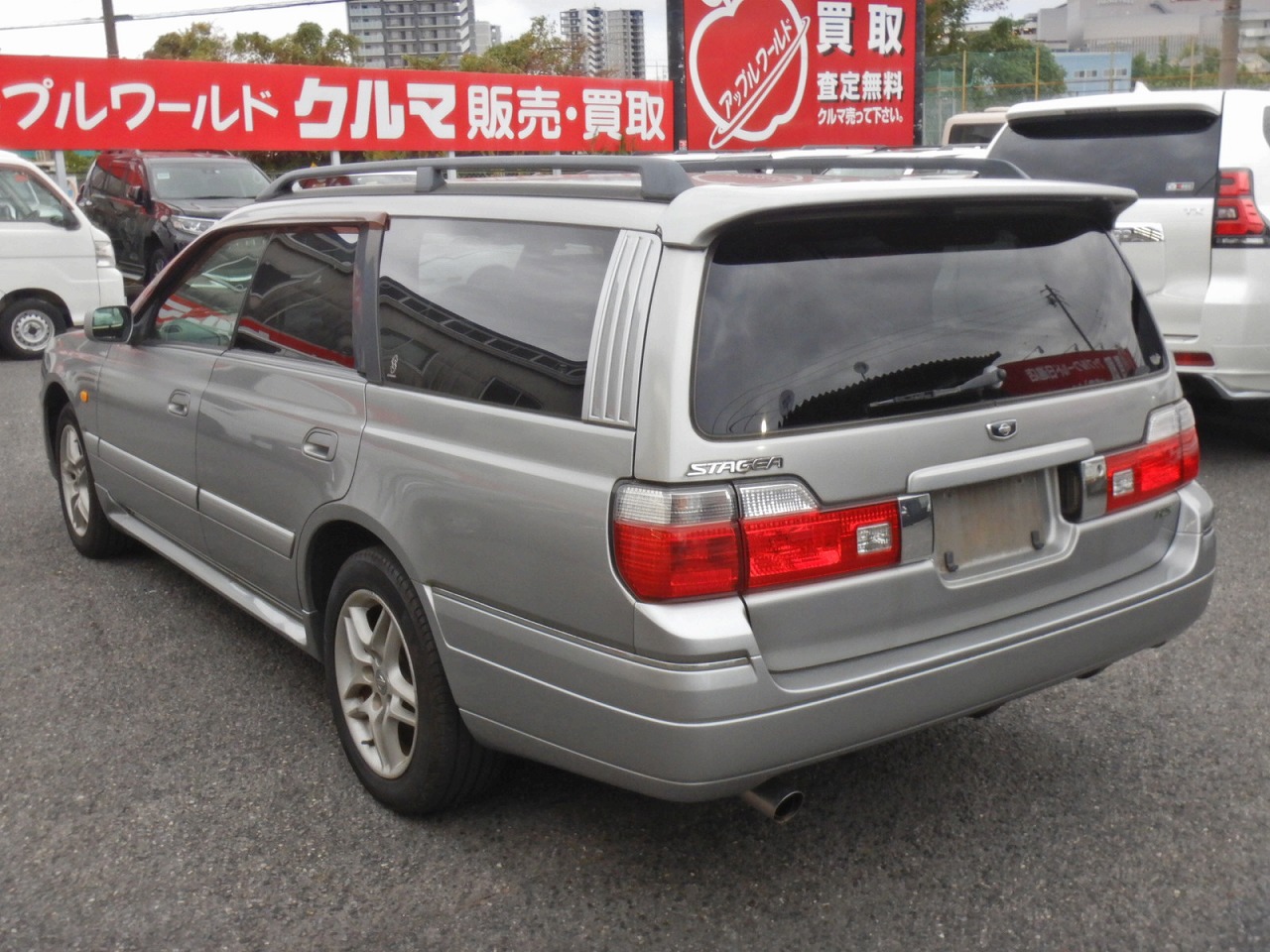 NISSAN Stagea