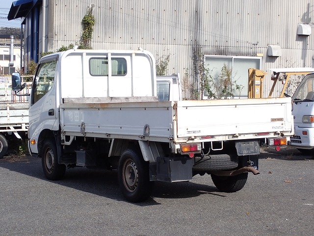 TOYOTA Dyna Truck