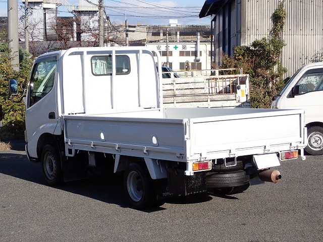 TOYOTA Dyna Truck