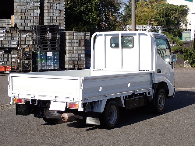 TOYOTA Dyna Truck