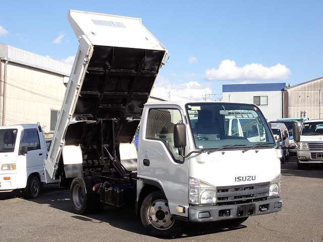 ISUZU Elf Truck