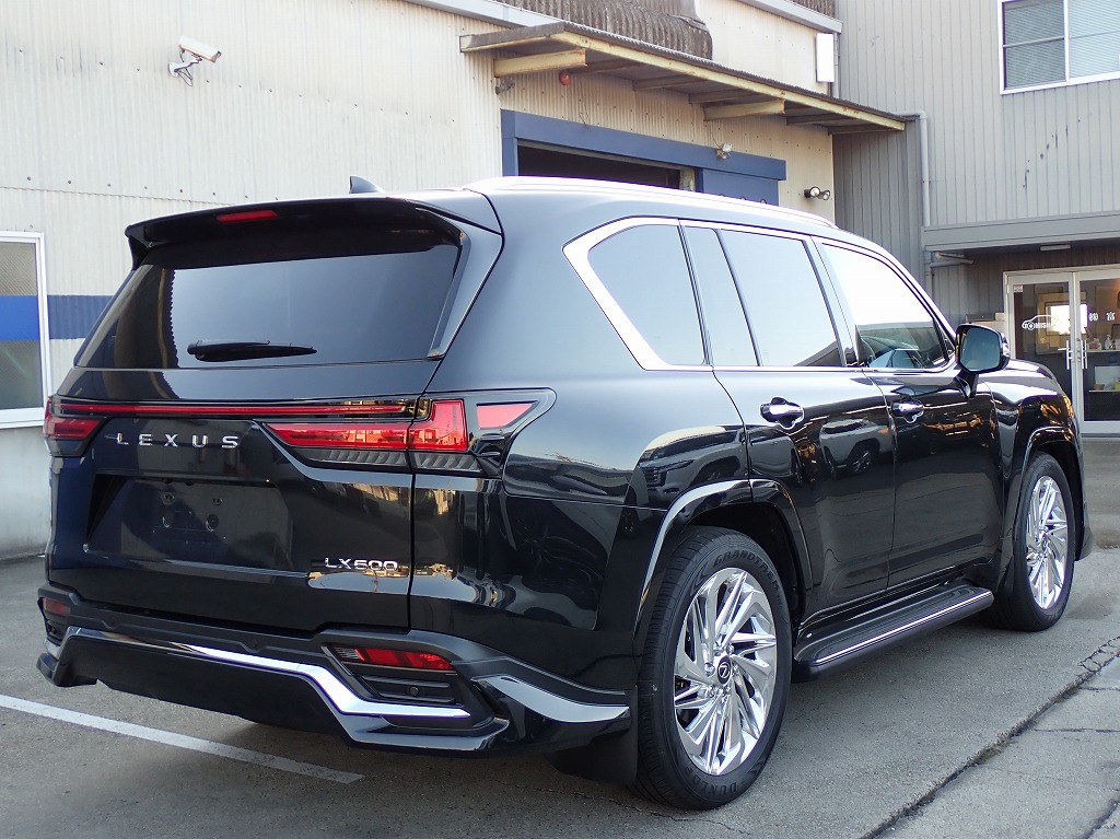 LEXUS LX