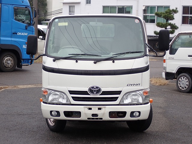 TOYOTA Dyna Truck