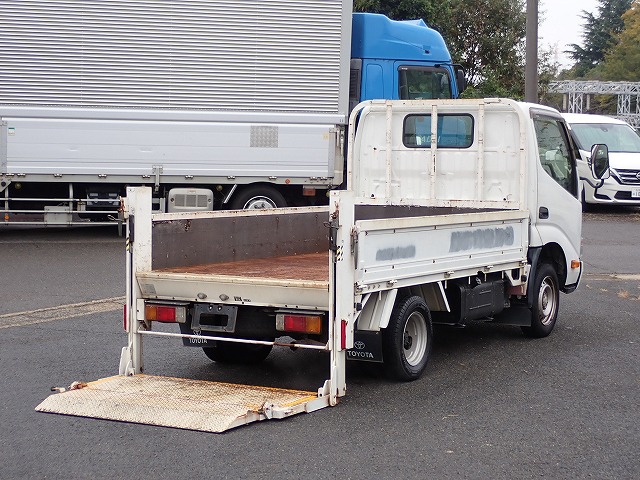 TOYOTA Dyna Truck