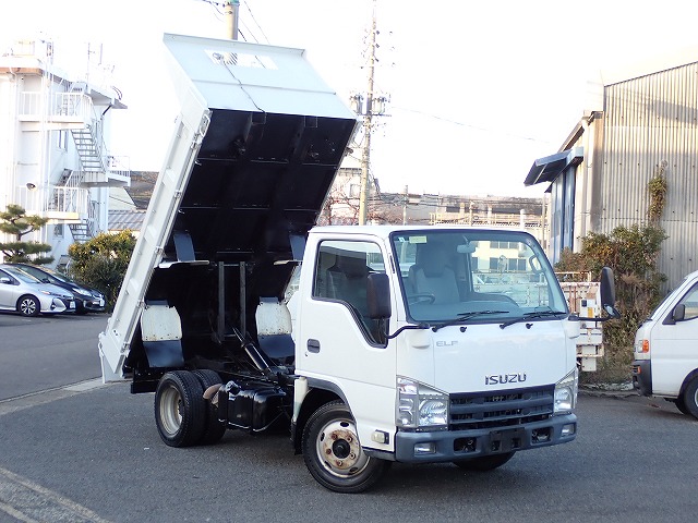 ISUZU Elf Truck