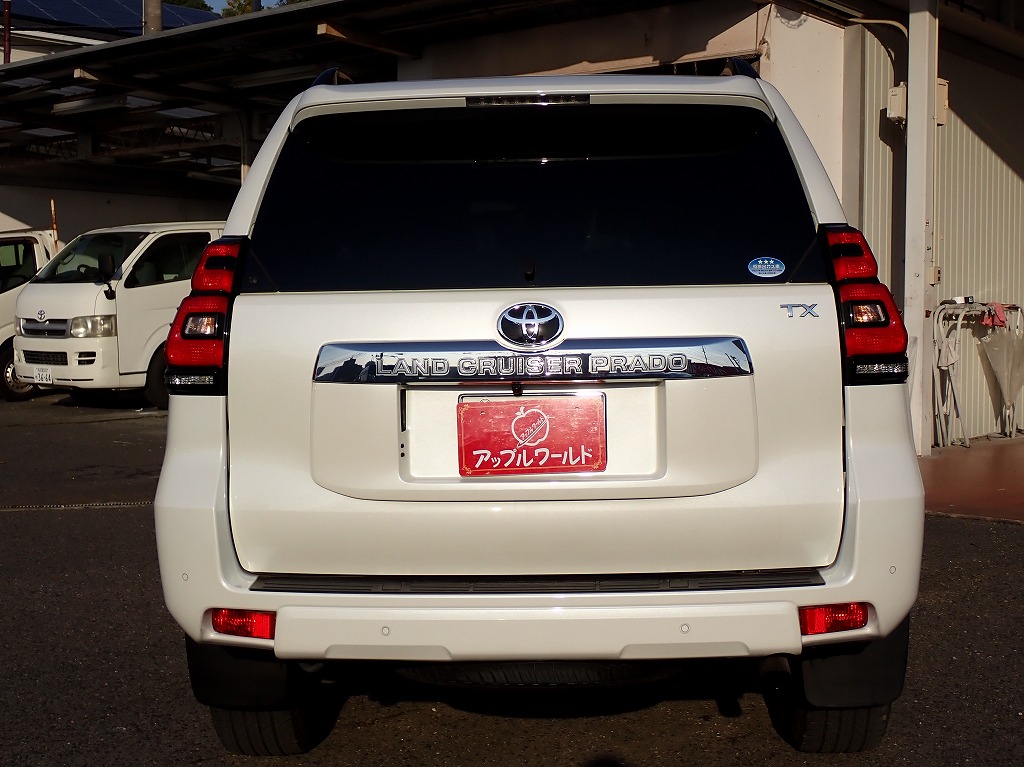 TOYOTA Land Cruiser Prado