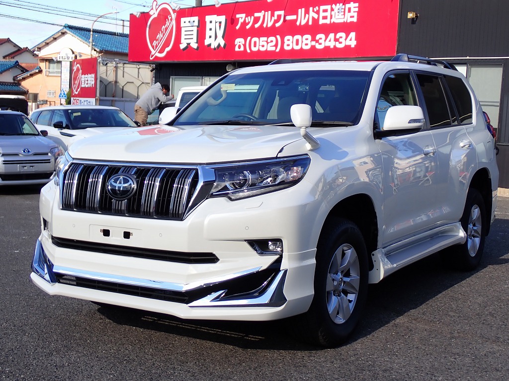 TOYOTA Land Cruiser Prado