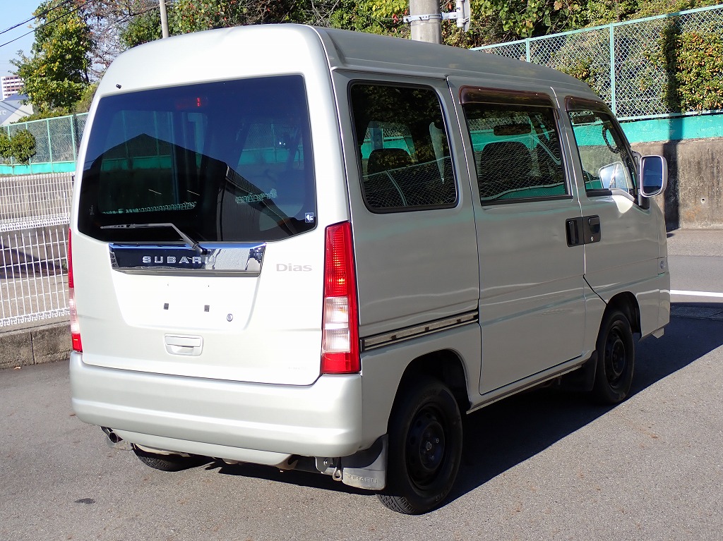 SUBARU Sambar Van