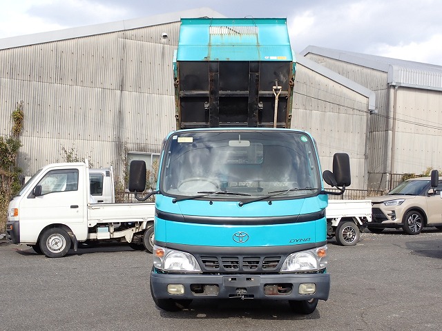 TOYOTA Dyna Truck