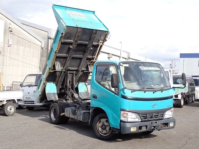 TOYOTA Dyna Truck