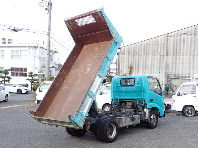 TOYOTA Dyna Truck