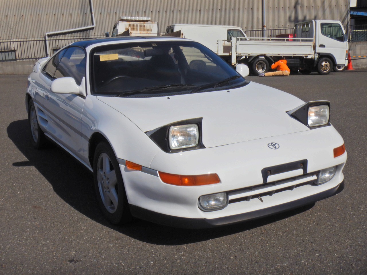 TOYOTA MR2