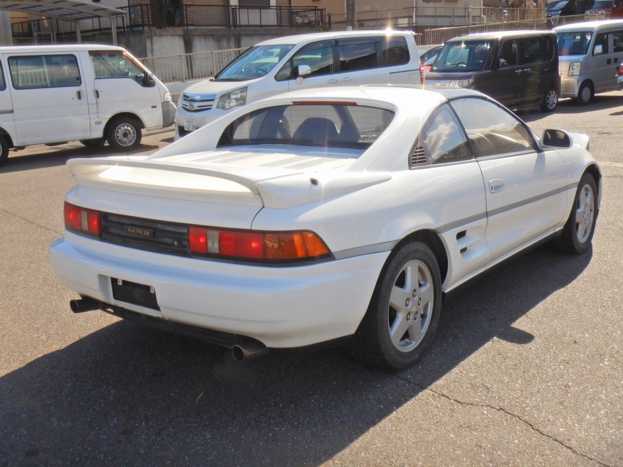 TOYOTA MR2