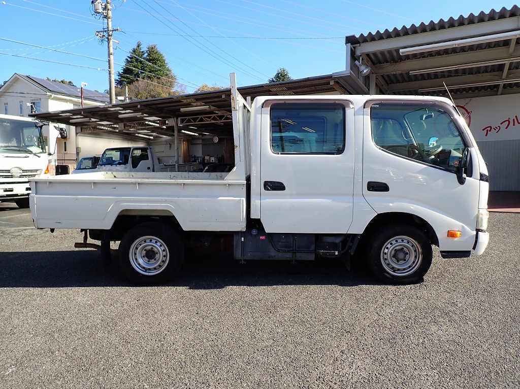 TOYOTA Dyna Truck