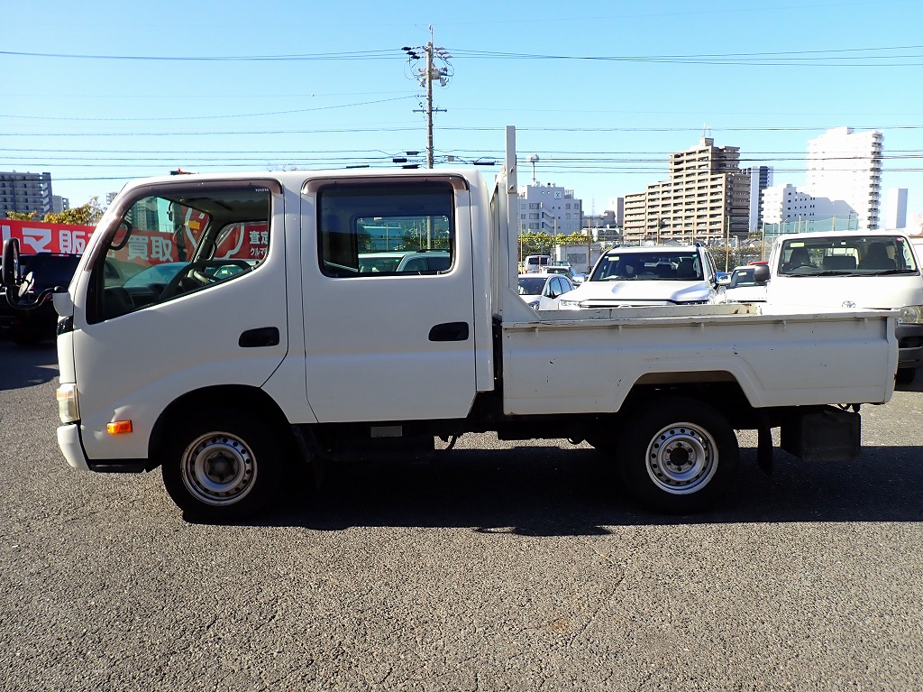 TOYOTA Dyna Truck