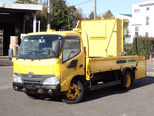 HINO Dutro