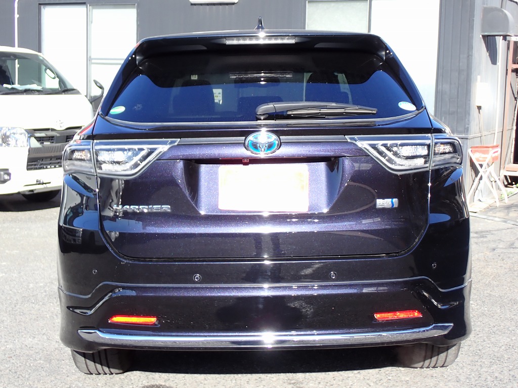 TOYOTA Harrier Hybrid